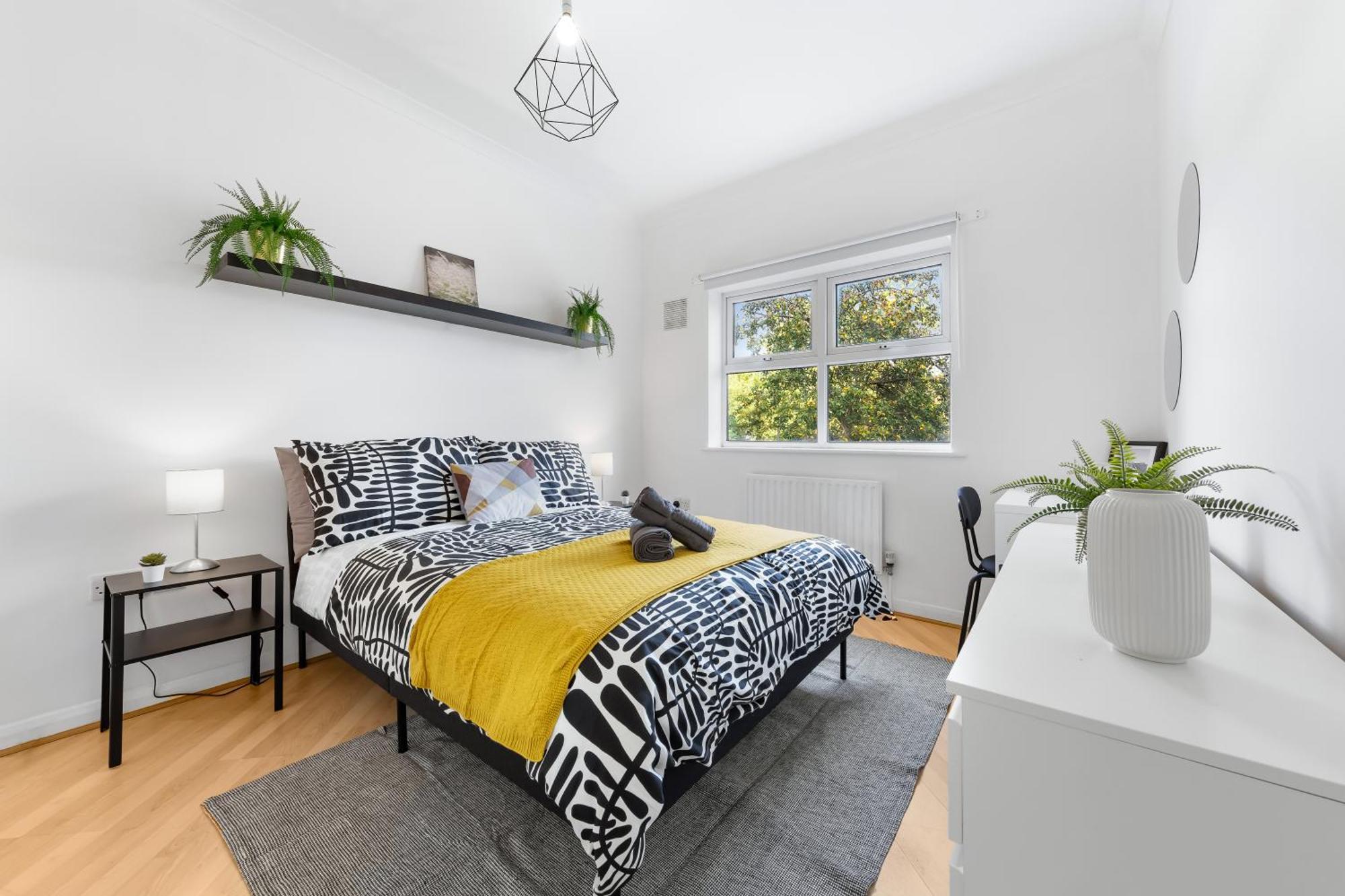 Cozylease 3-bed Canary Wharf Retreat,near Lcy London