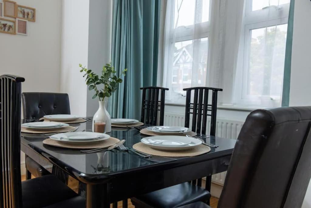 Tranquil 2br In Harlesden Apartment