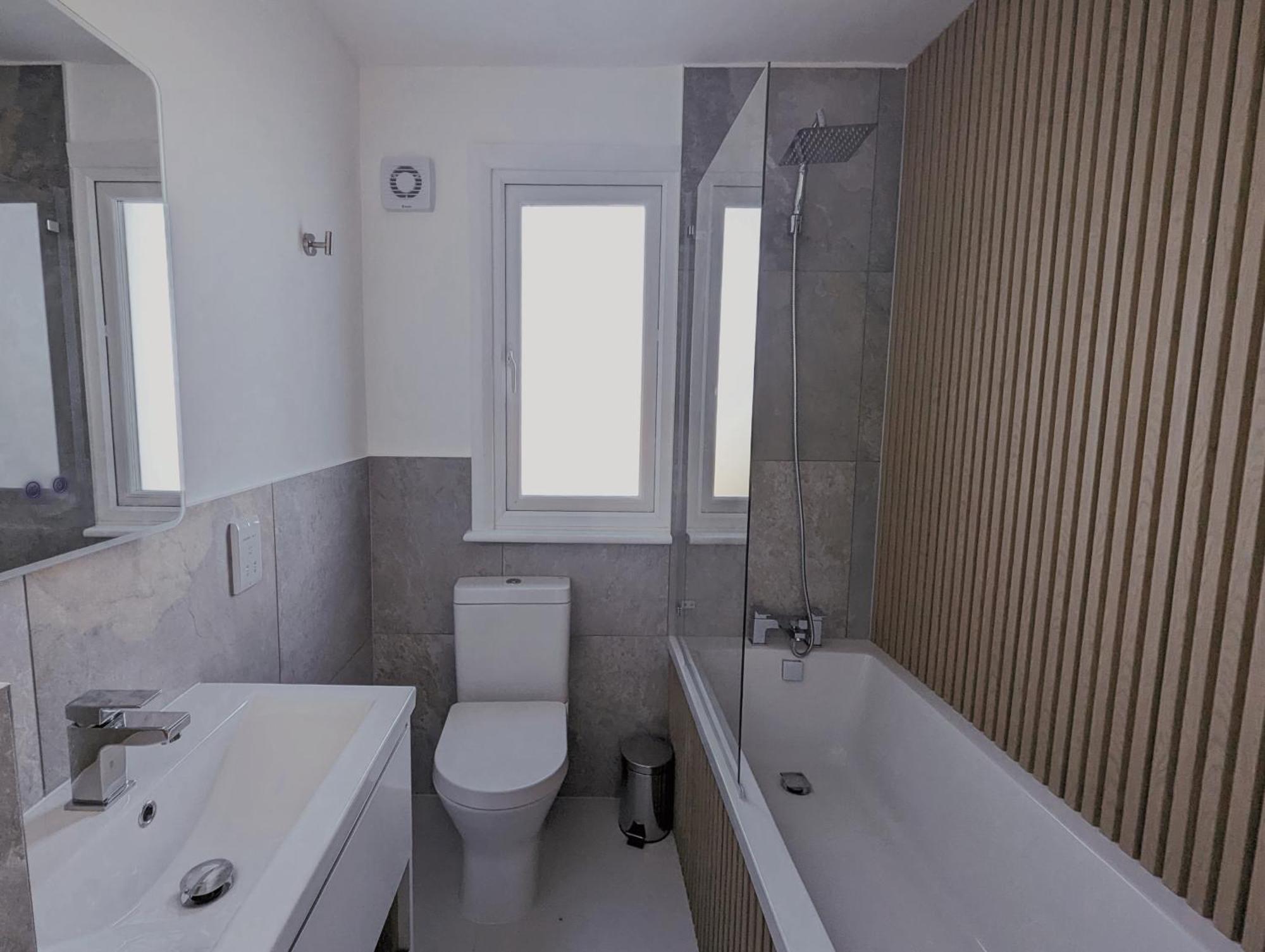 Apartment Stylish 2 Bedroom Flat London