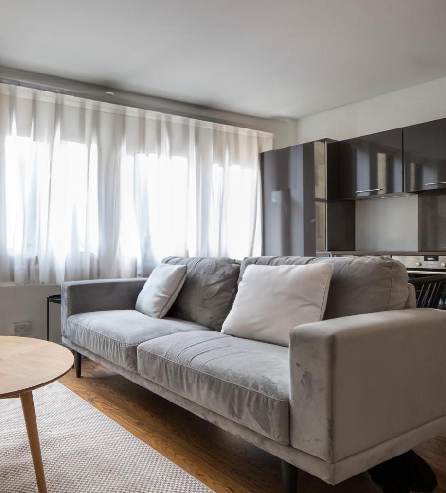 Vintage & Exclusive In Mayfair Apartment London