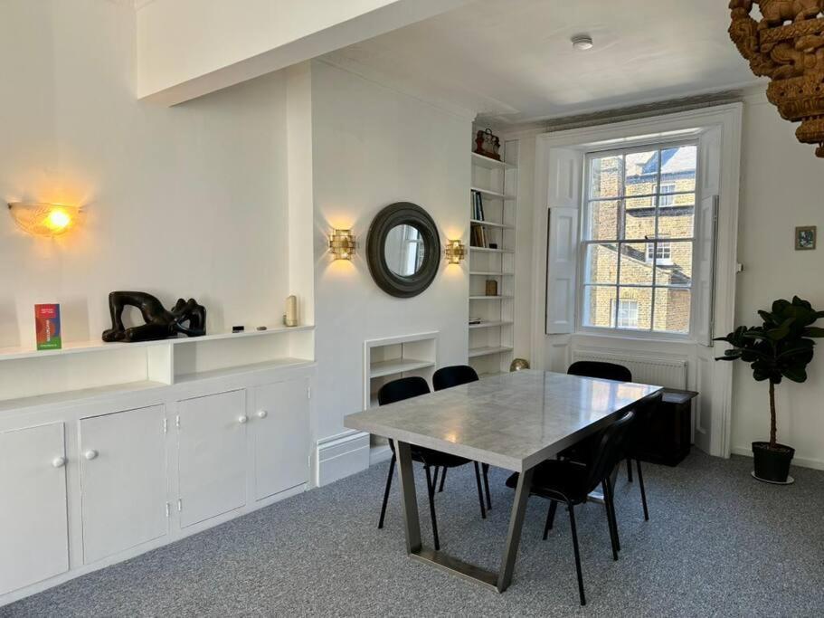 Chelsea Large 2 Bed 2 Bath Sydney Street Sw3 Londres