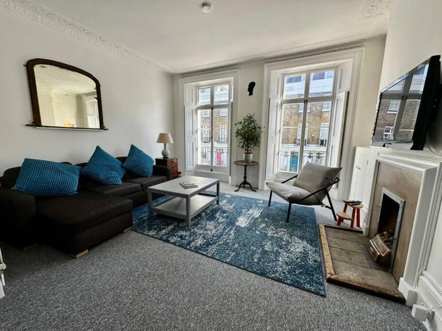 Apartamento Chelsea Large 2 Bed 2 Bath Sydney Street Sw3 *