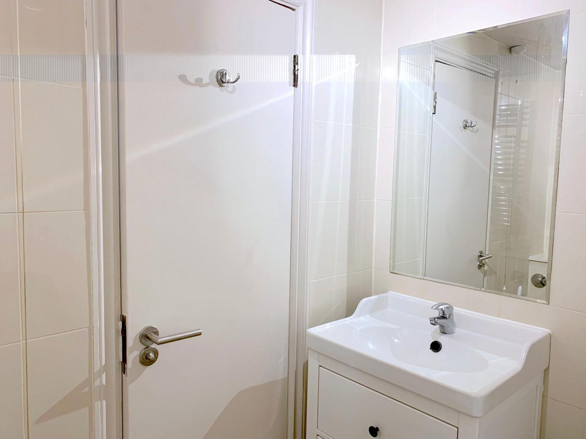 South Kensington, Piccolo Paradiso Apartamento Londres