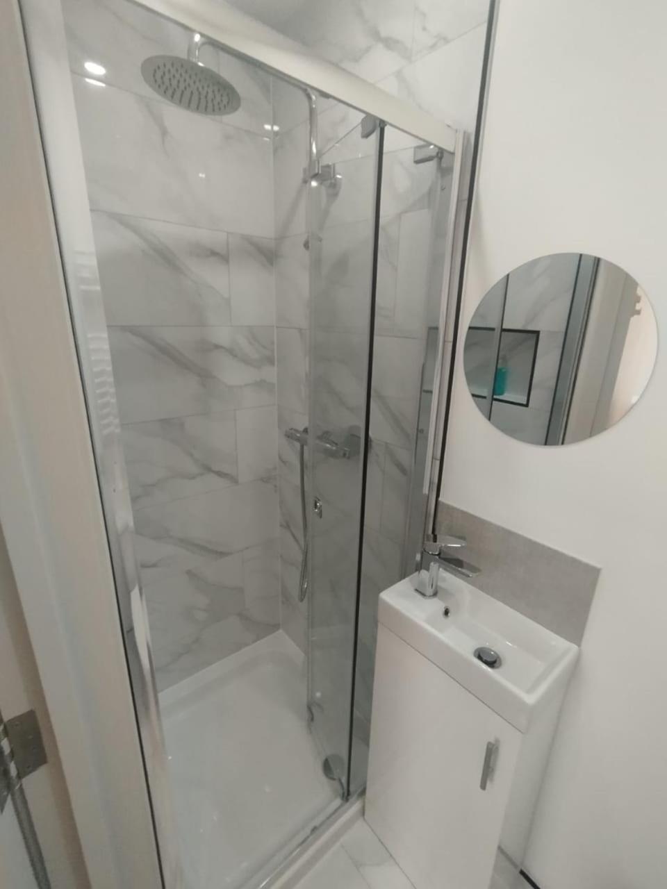 Westmoreland 5 * London