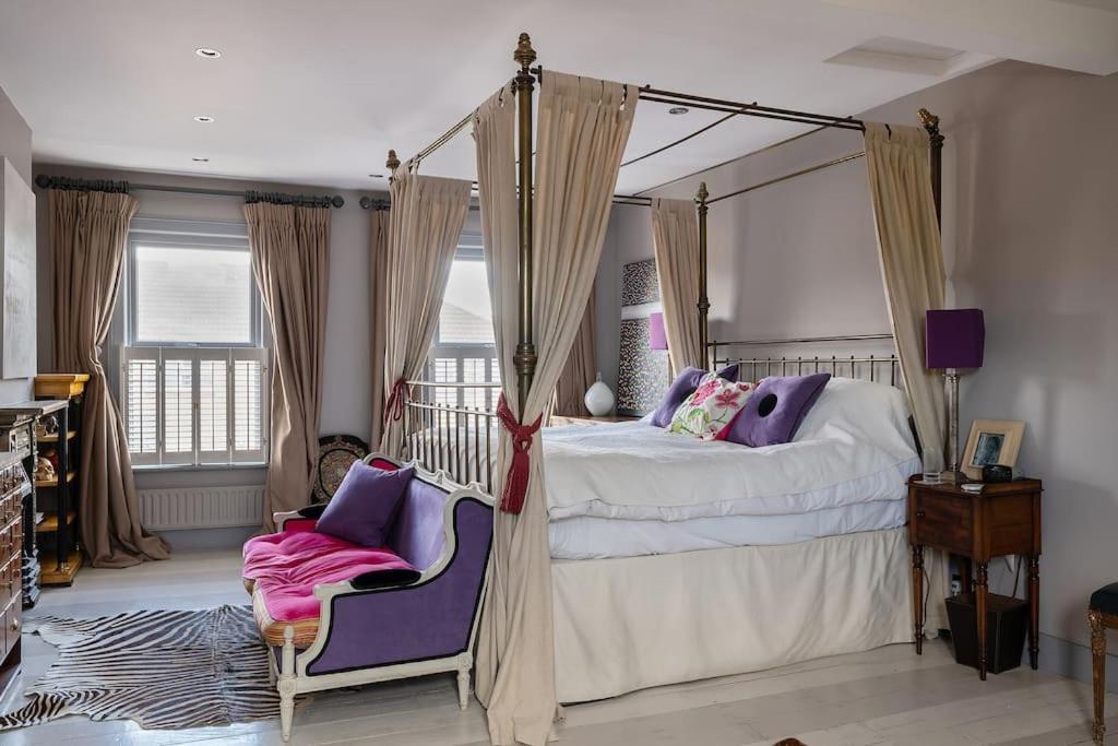 Iconic House In Wandsworth Holiday home