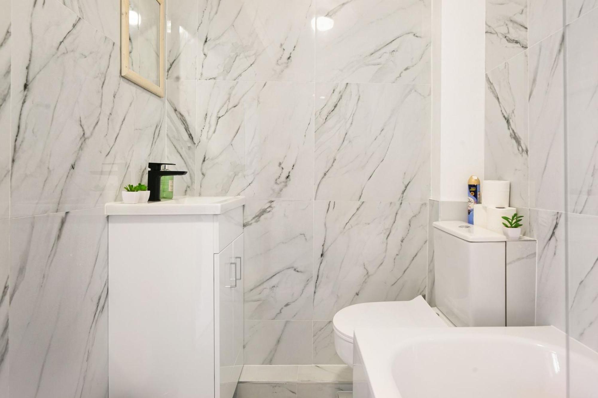Apartment Livestay Studio In The Heart Of Angel 1