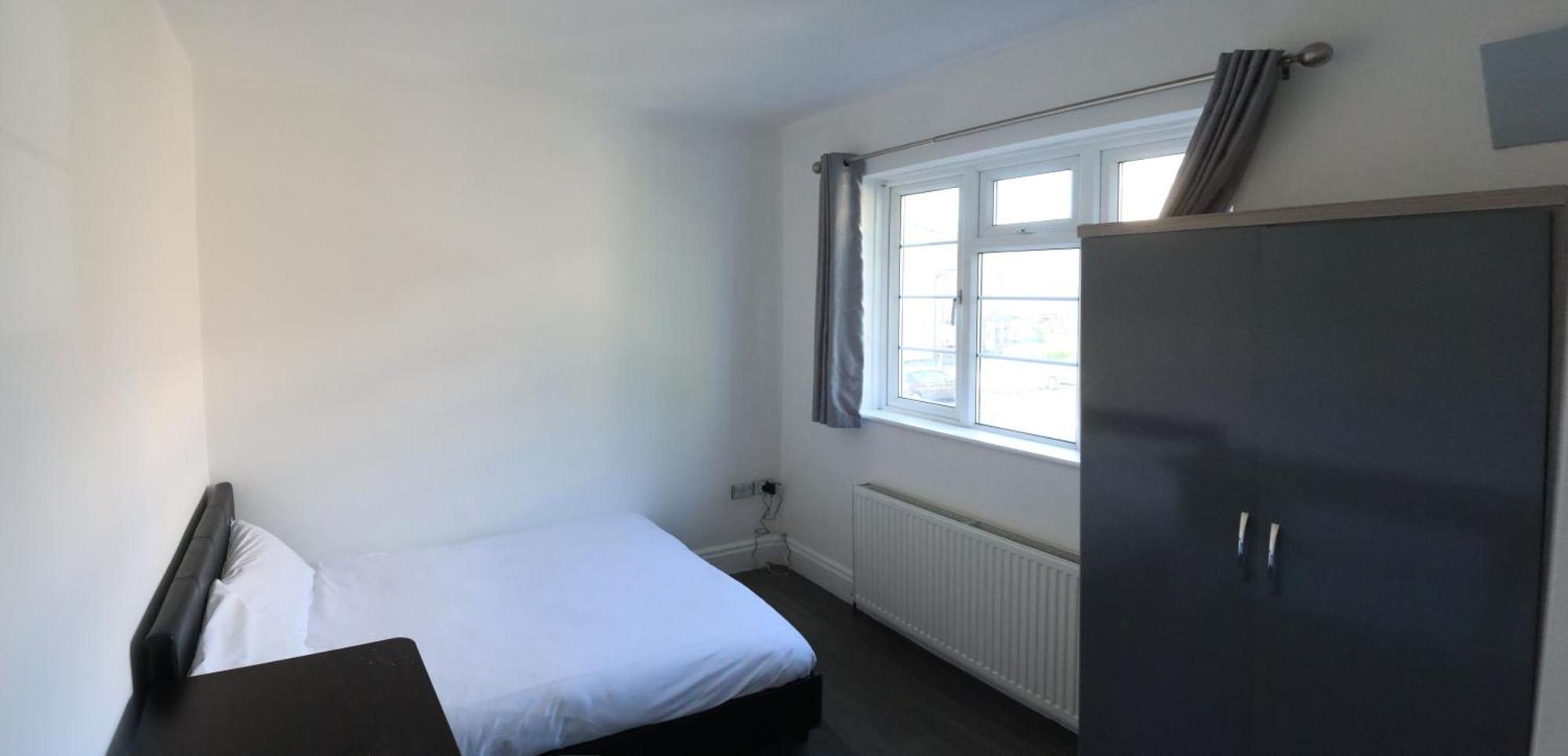 Limehouse En-suite With Garden View Apartment *