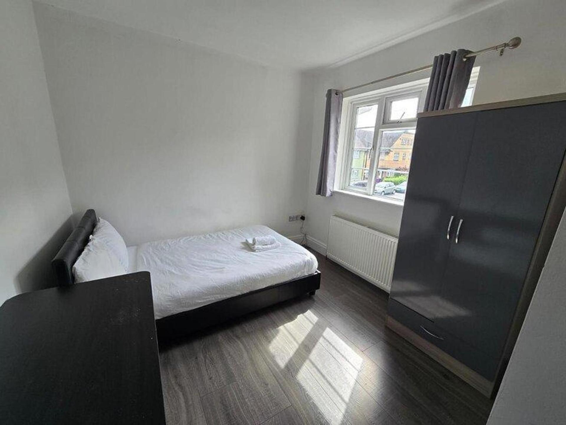 Limehouse En-suite With Garden View Apartment London