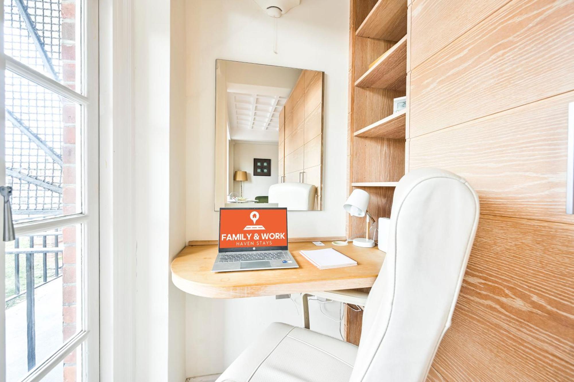 Beatles-themed Serviced On Abbey Road Appartement Londen