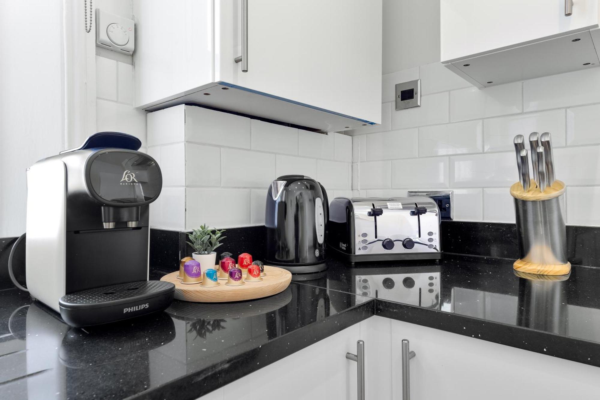 Apartment The Kensington Place - Unico Residences London