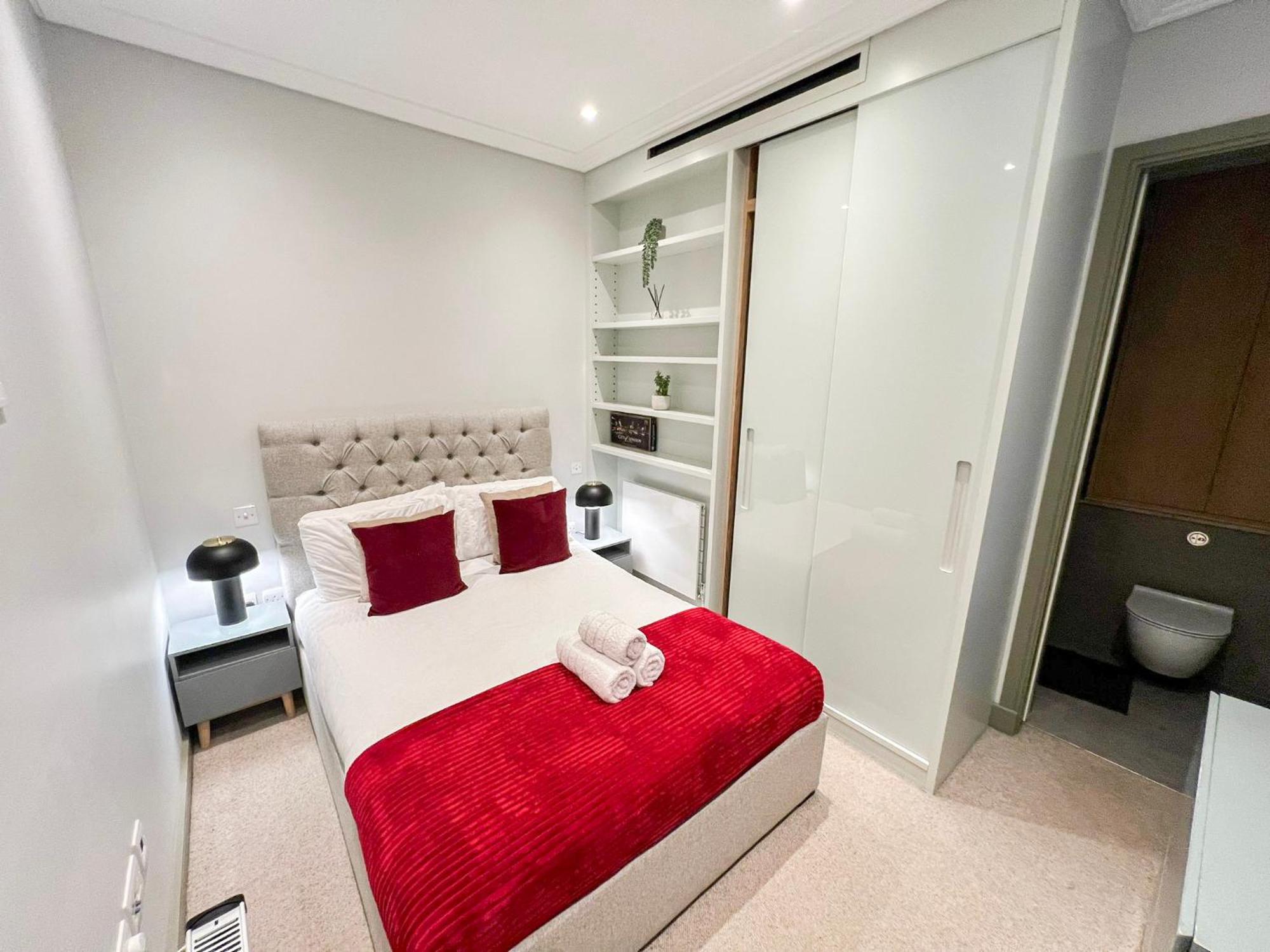 Posh 3 Bedroom Flat With Terrace And Indoor Fireplace In Mayfair, Near Hyde Park * Londres
