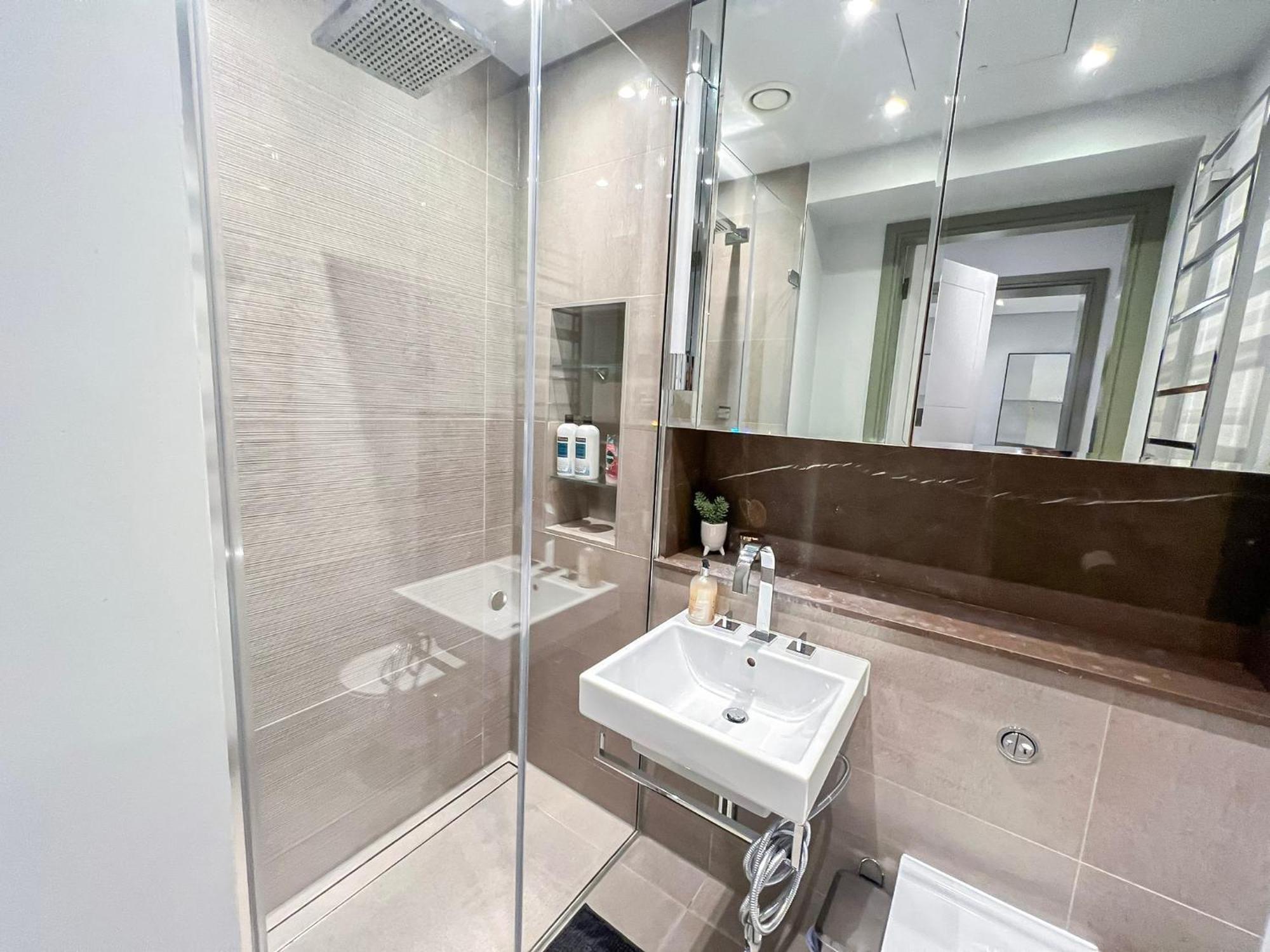 Apartamento Posh 3 Bedroom Flat With Terrace And Indoor Fireplace In Mayfair, Near Hyde Park *