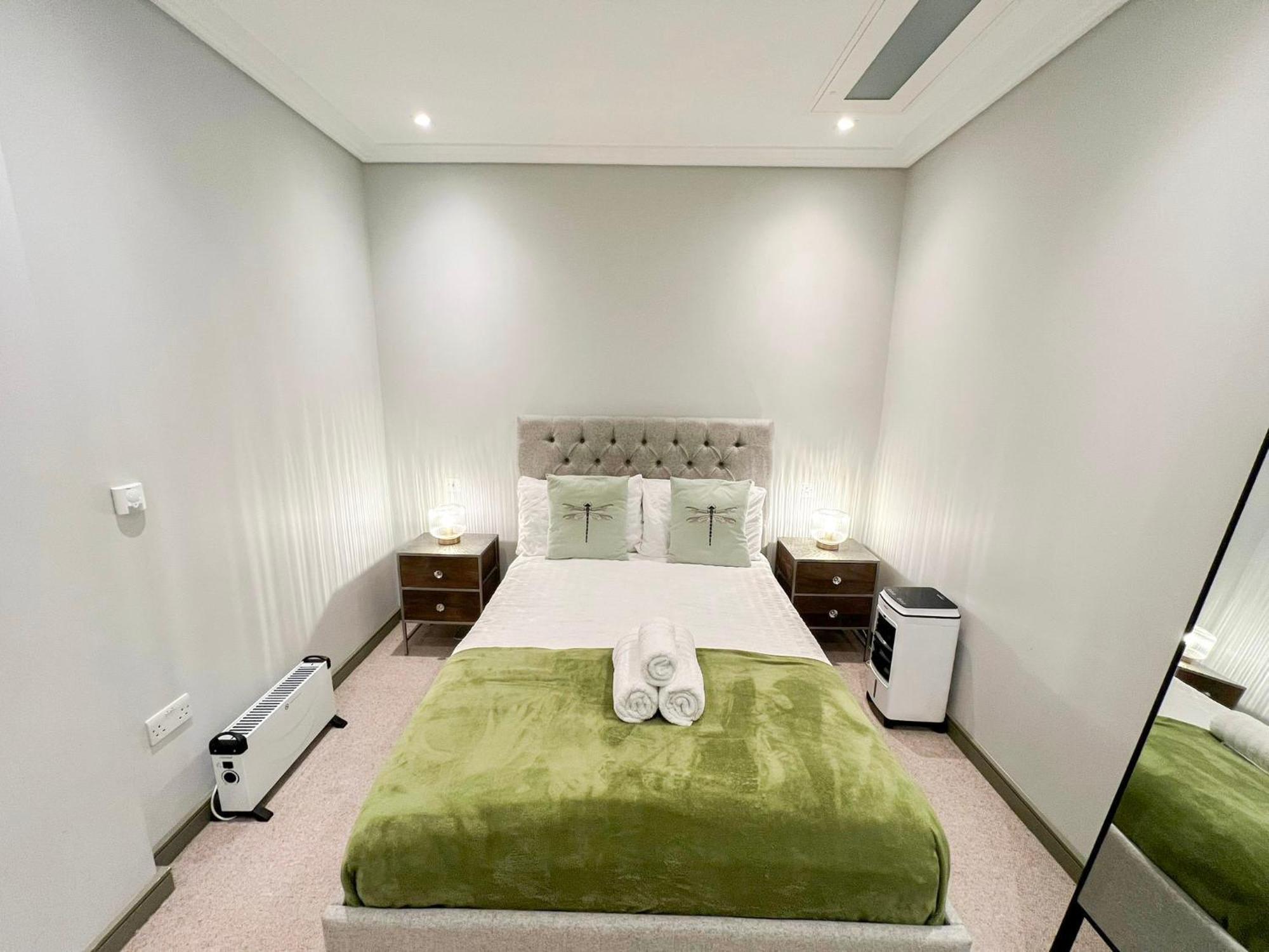 Posh 3 Bedroom Flat With Terrace And Indoor Fireplace In Mayfair, Near Hyde Park Londres