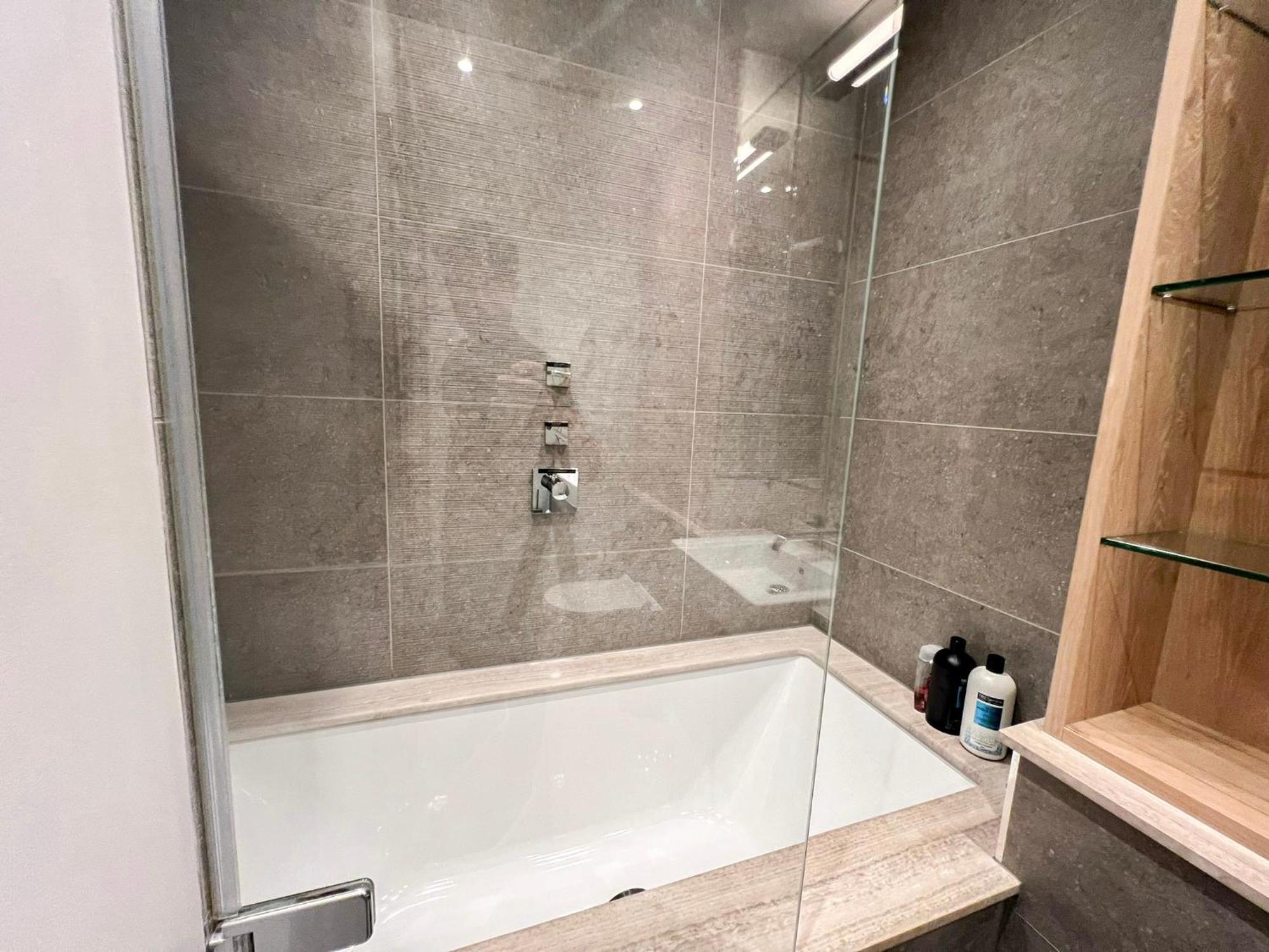 Apartamento Posh 3 Bedroom Flat With Terrace And Indoor Fireplace In Mayfair, Near Hyde Park Londres