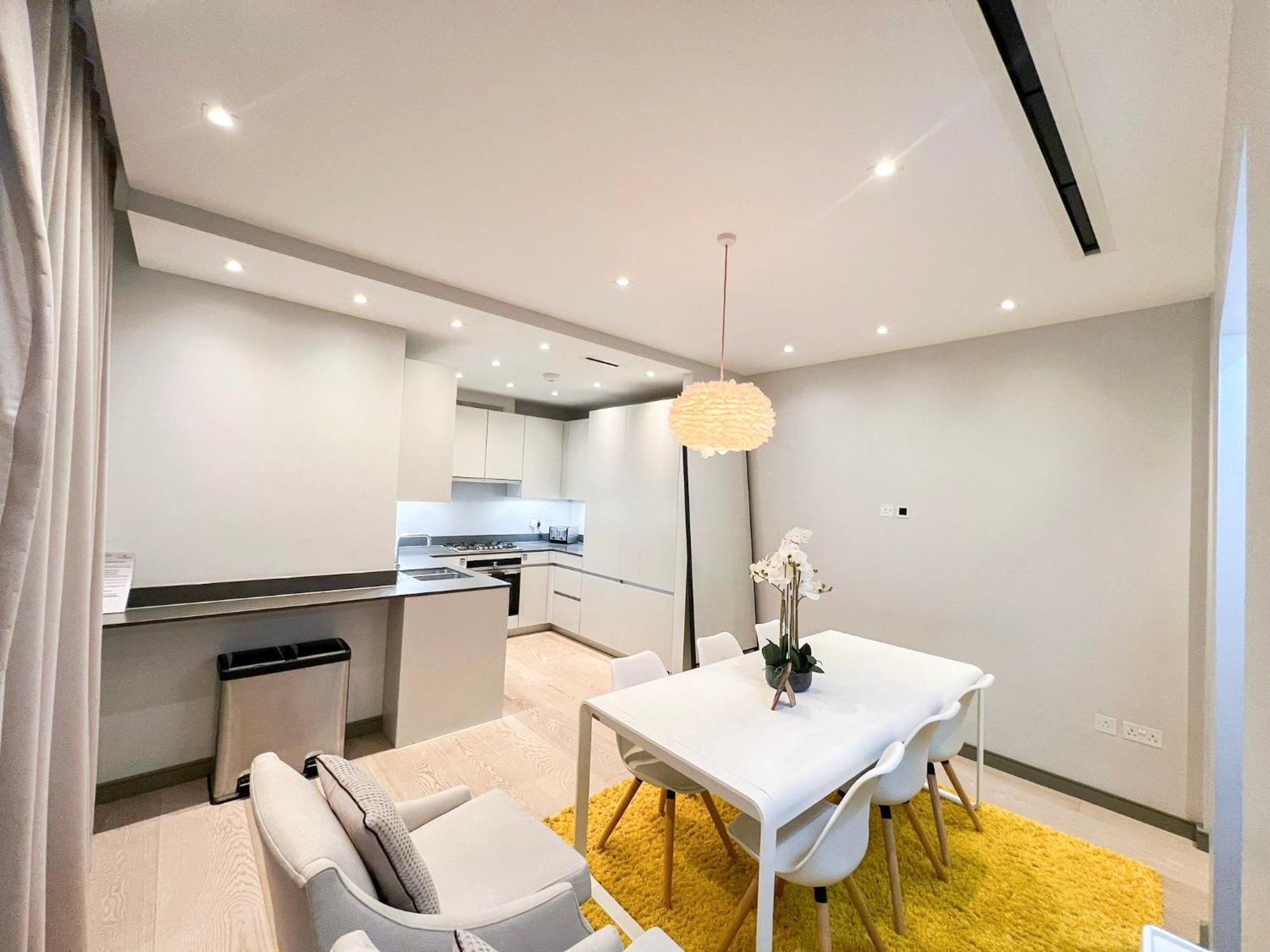 Posh 3 Bedroom Flat With Terrace And Indoor Fireplace In Mayfair, Near Hyde Park Londres