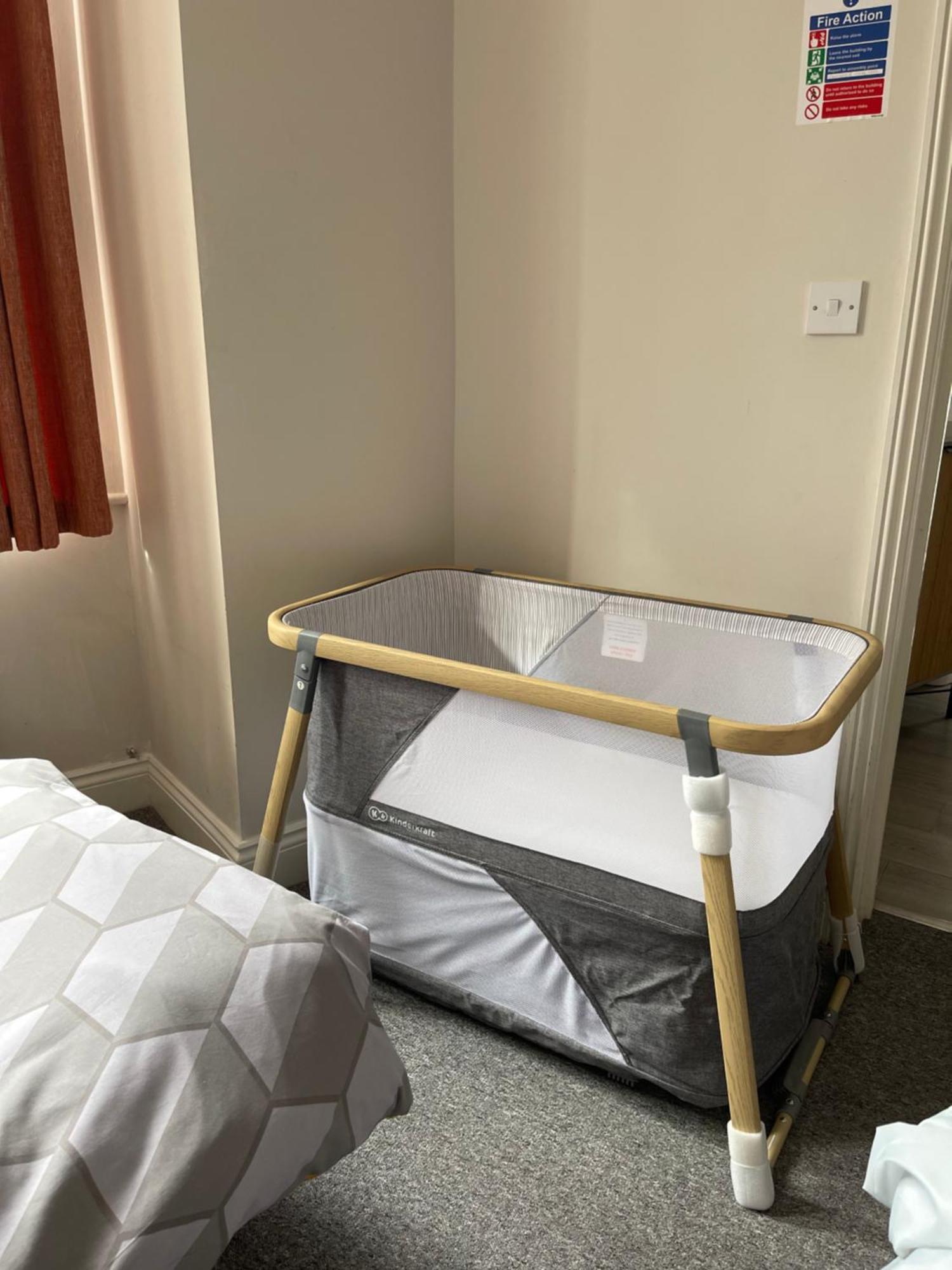 Apartment Cosy 1 Bed With Free Parking Close To Underground Station Zone 2 For Quick Access To Up To 5 Guests