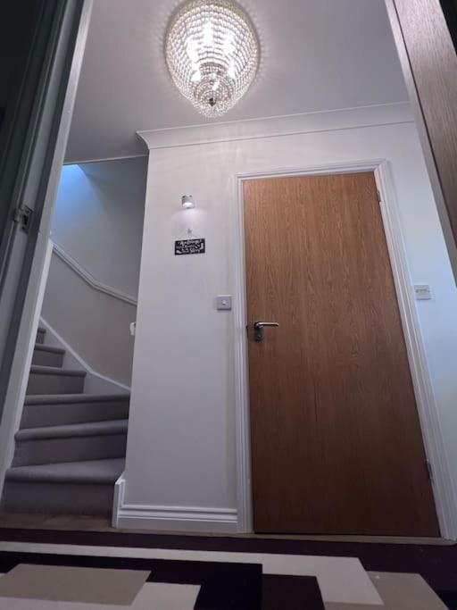 Habitación en casa particular Excel Single - 5mins To Excel & 10mins To Canary Wharf
