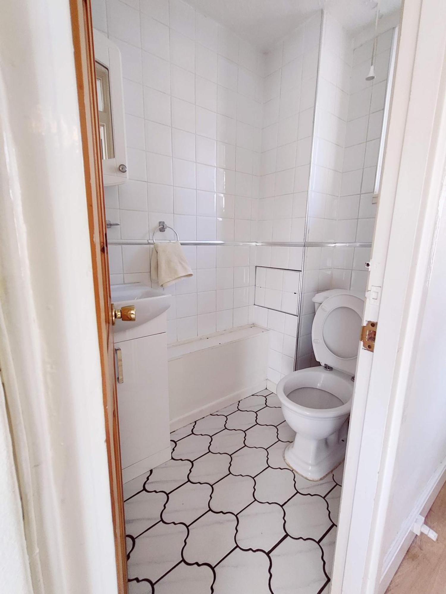 Spacious 3 Bedroom Whitechapel - 9 Mins From Tower Bridge With Free Parking & Garden Ferienhaus