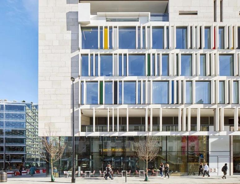 Arcore Premium Victoria * London
