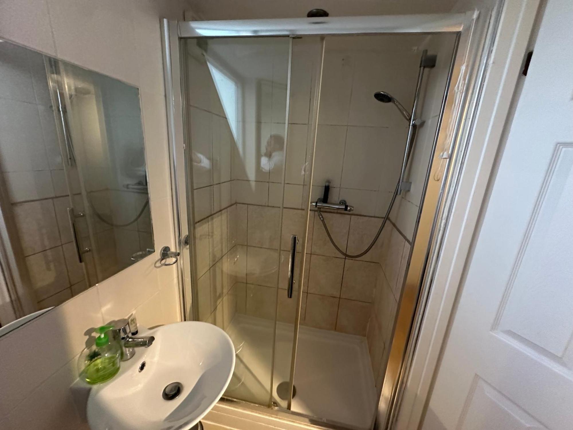 Gasthuis Cozy Rooms Near Central London Londen