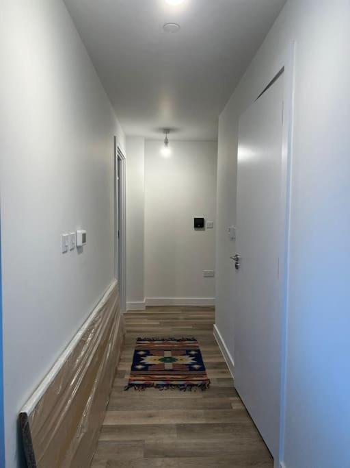 Appartement Entire 1 Bedroom Londen