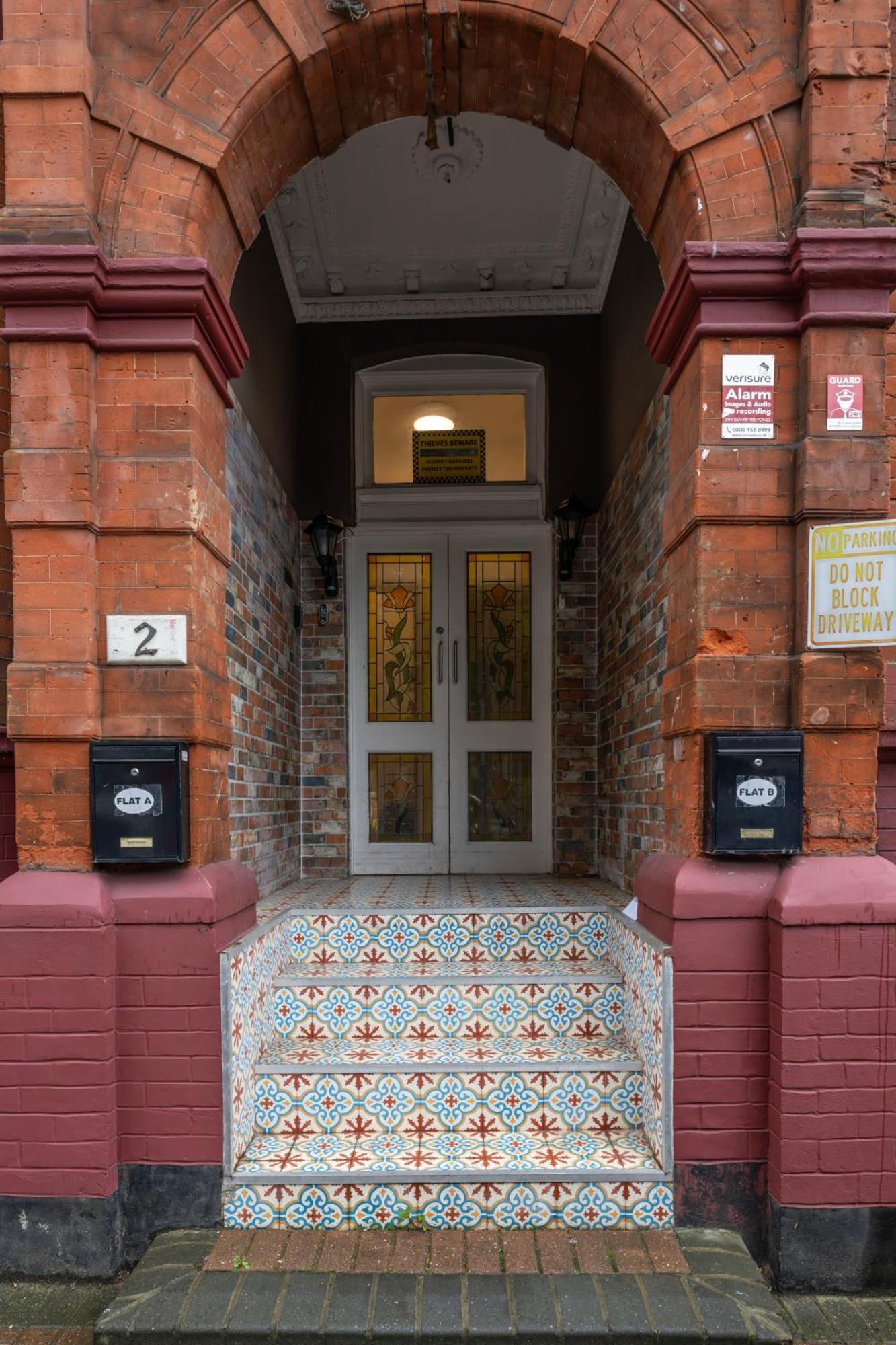 Finchley Road & By Primecityhosts * London