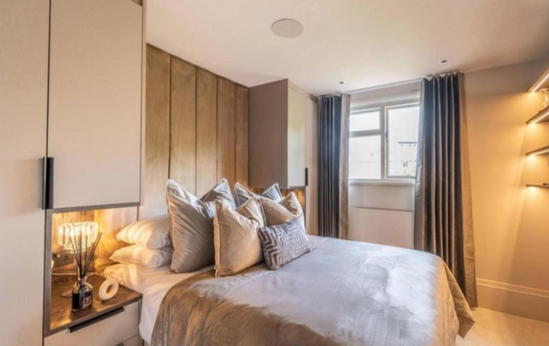 Apartment Cozy With Great Views London