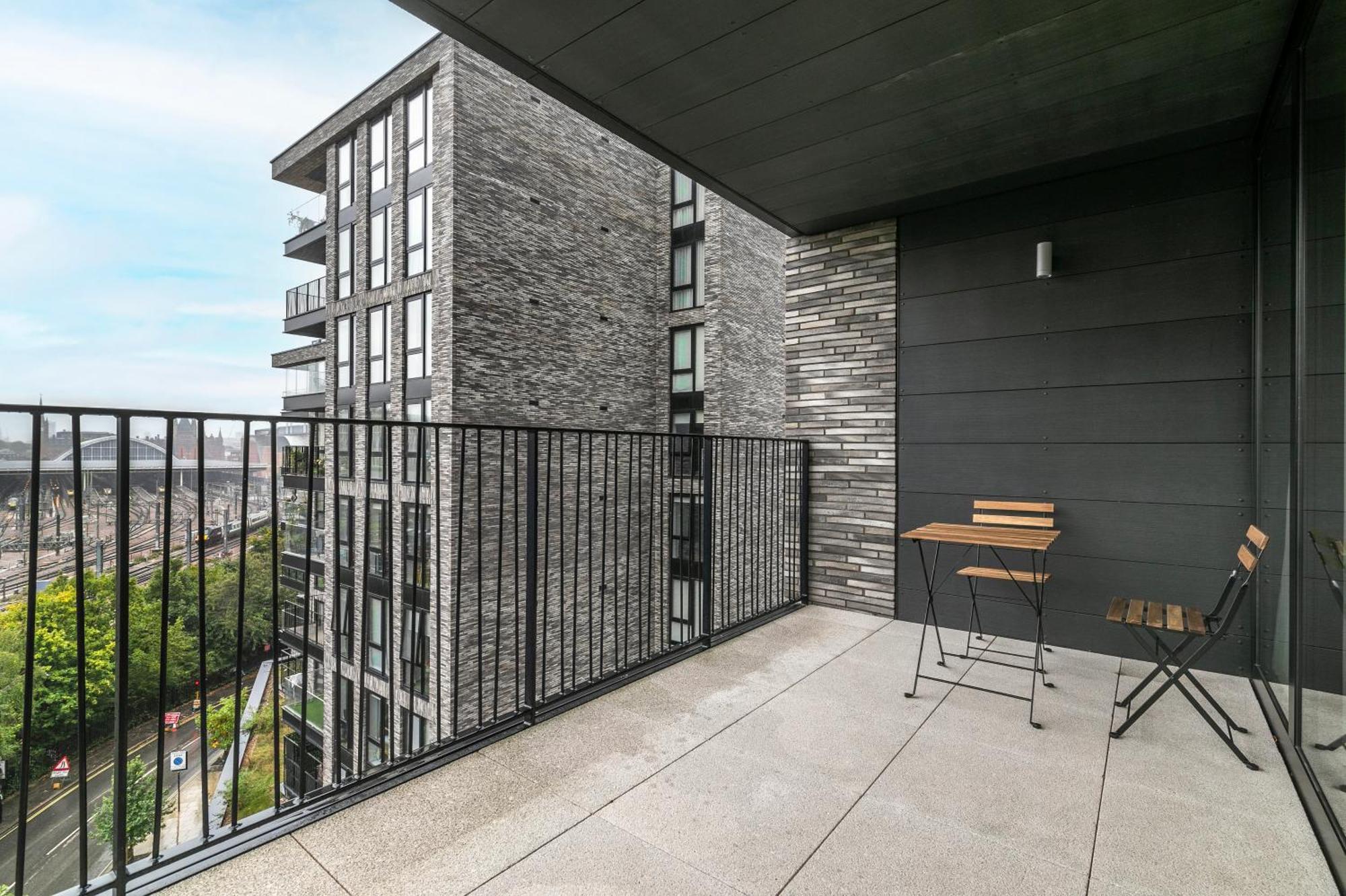 Kings Cross - Luxury 3 Bed Apartment, Private Balcony London