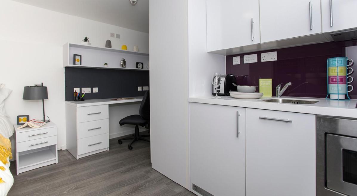 Apartment Cube Ealing