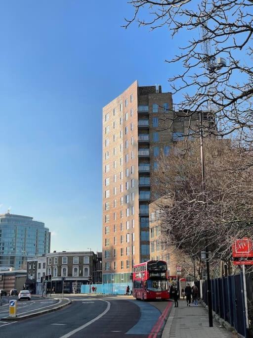 Appartement 3 Bedroom Penthouse With Terrace And Skyline In Battersea Londen