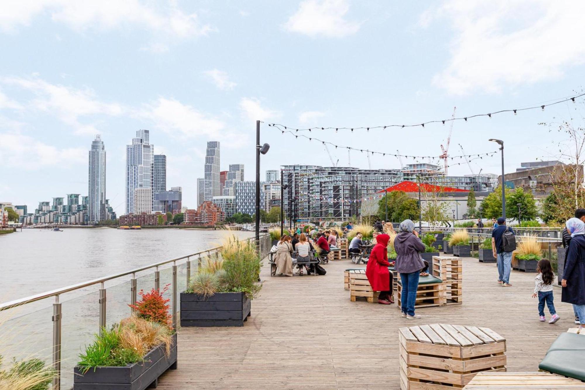 Battersea Power Station Flat With River Views