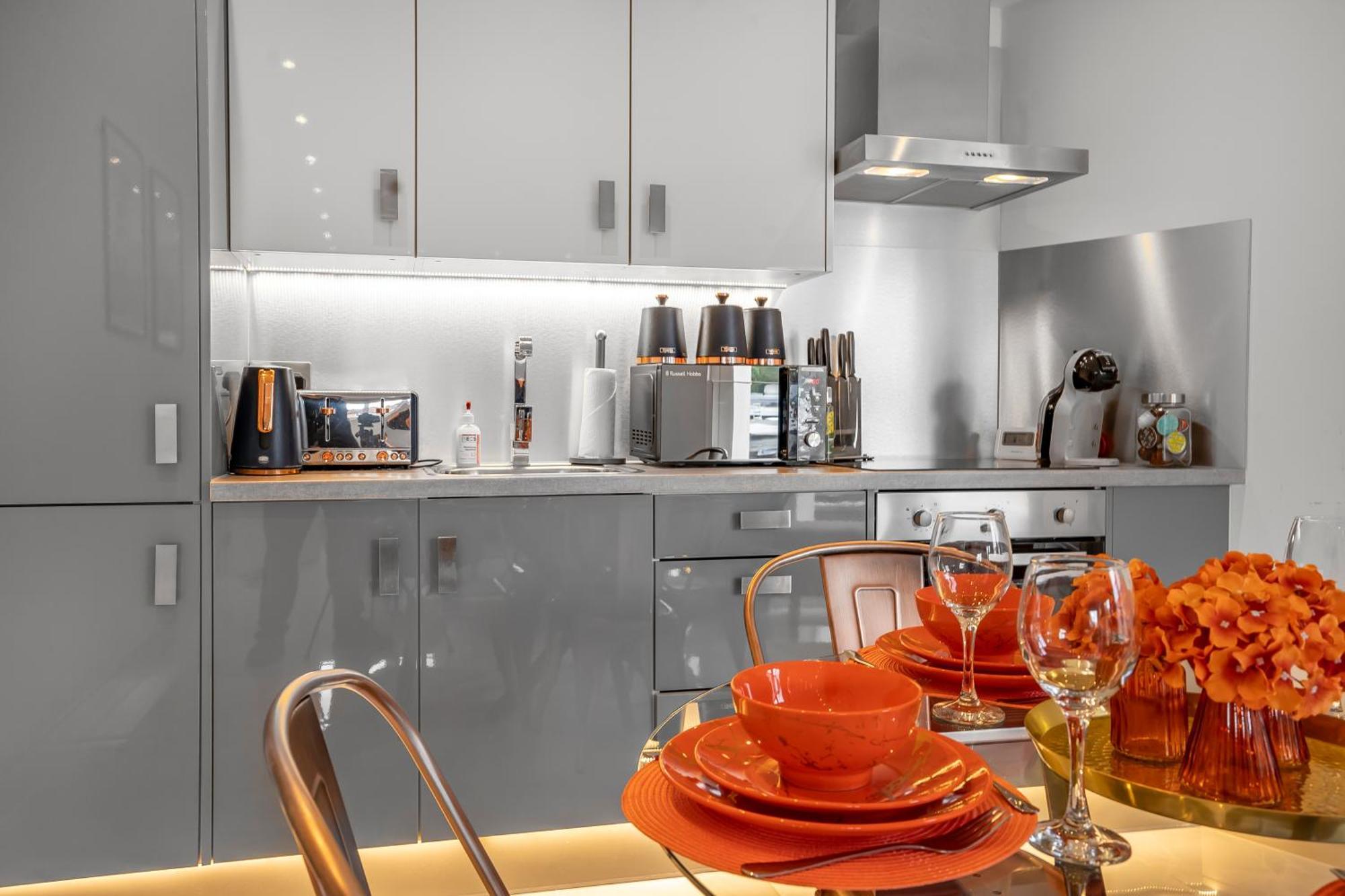 Stylish Near Wembley Stadium Apartment London
