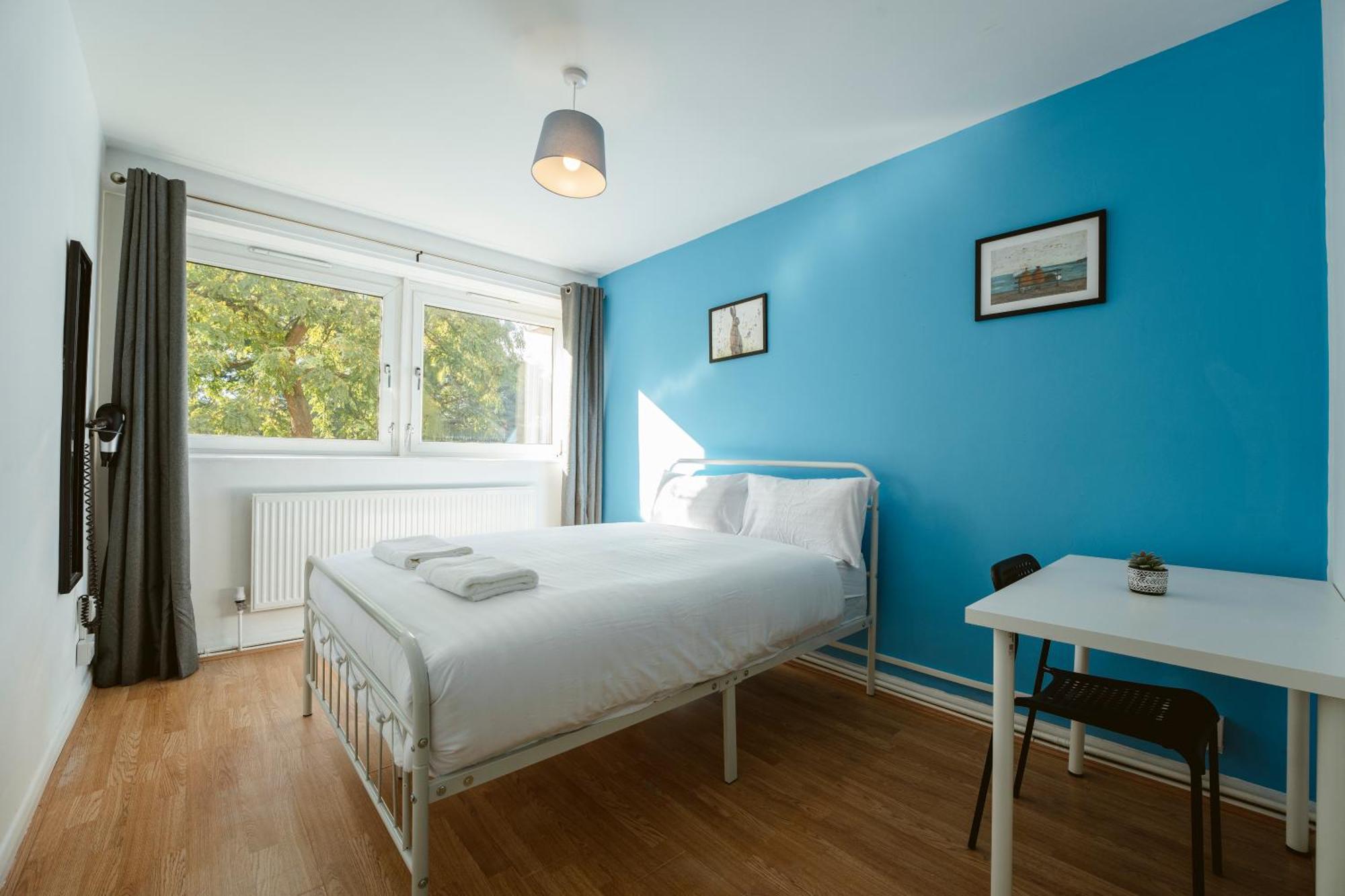 Deptford Bridge Double Guest house *