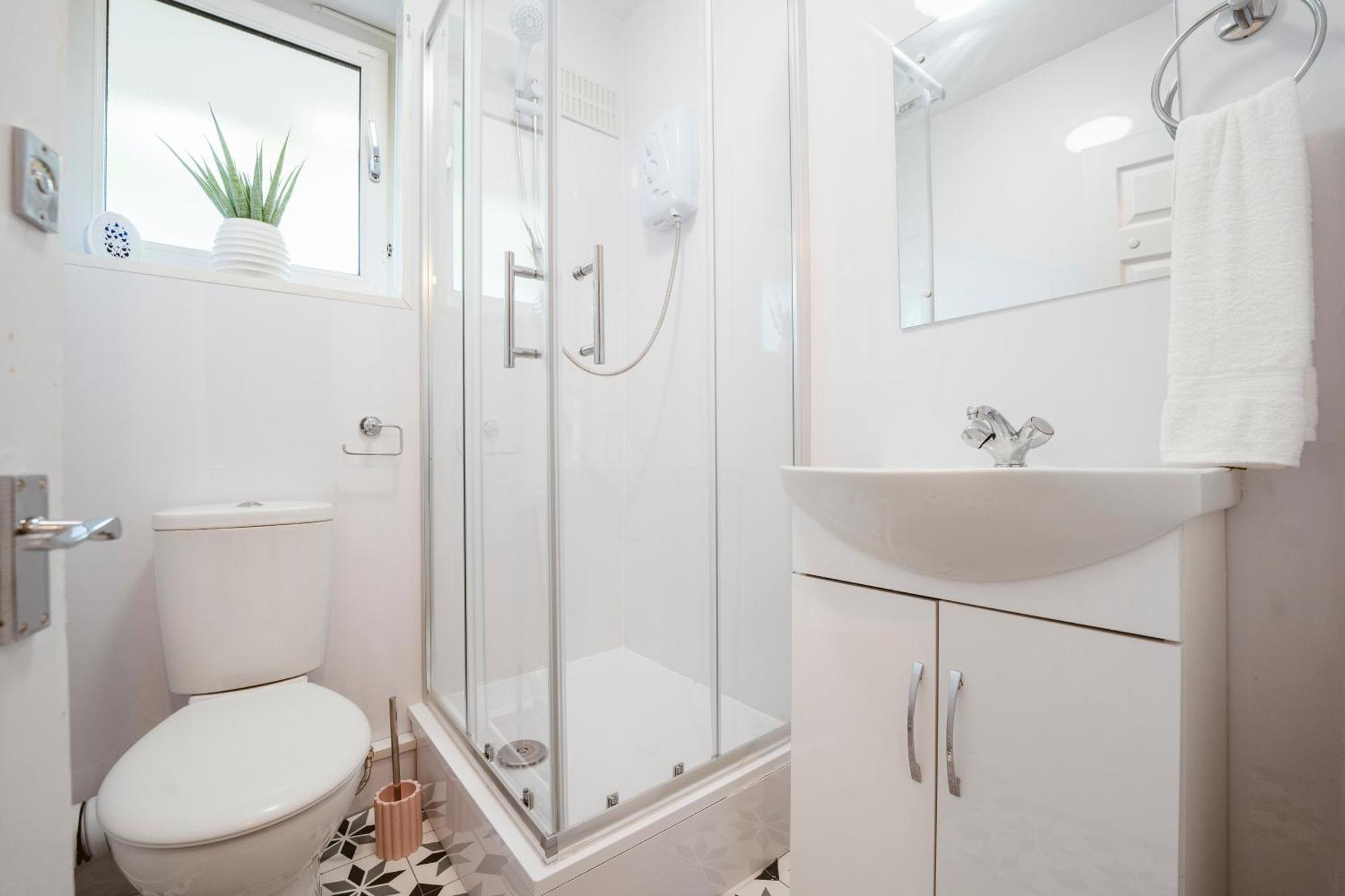 Deptford Bridge Double Guest house *