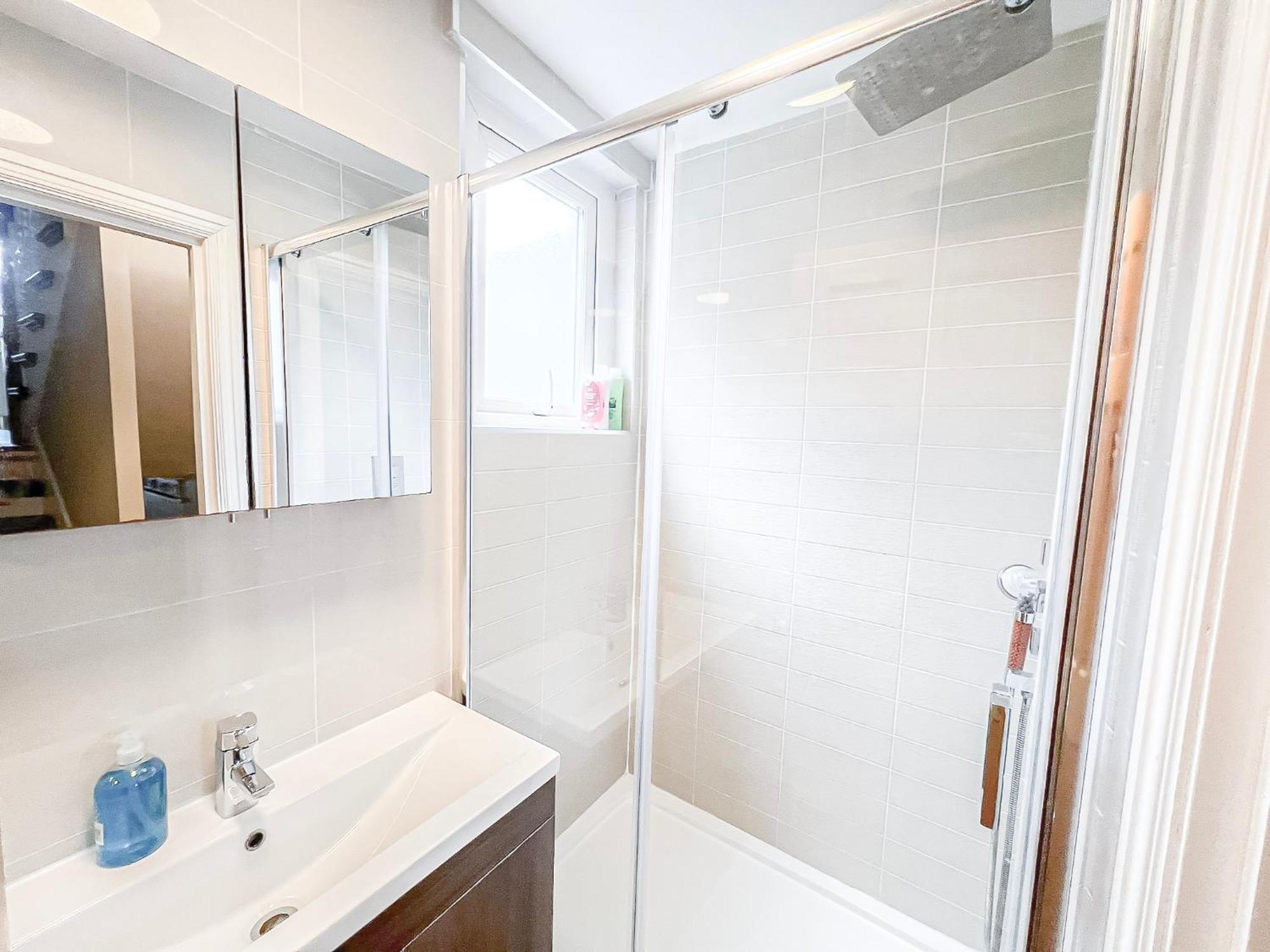 Tranquil 3bdr Haven In Stockwell Near The Oval London