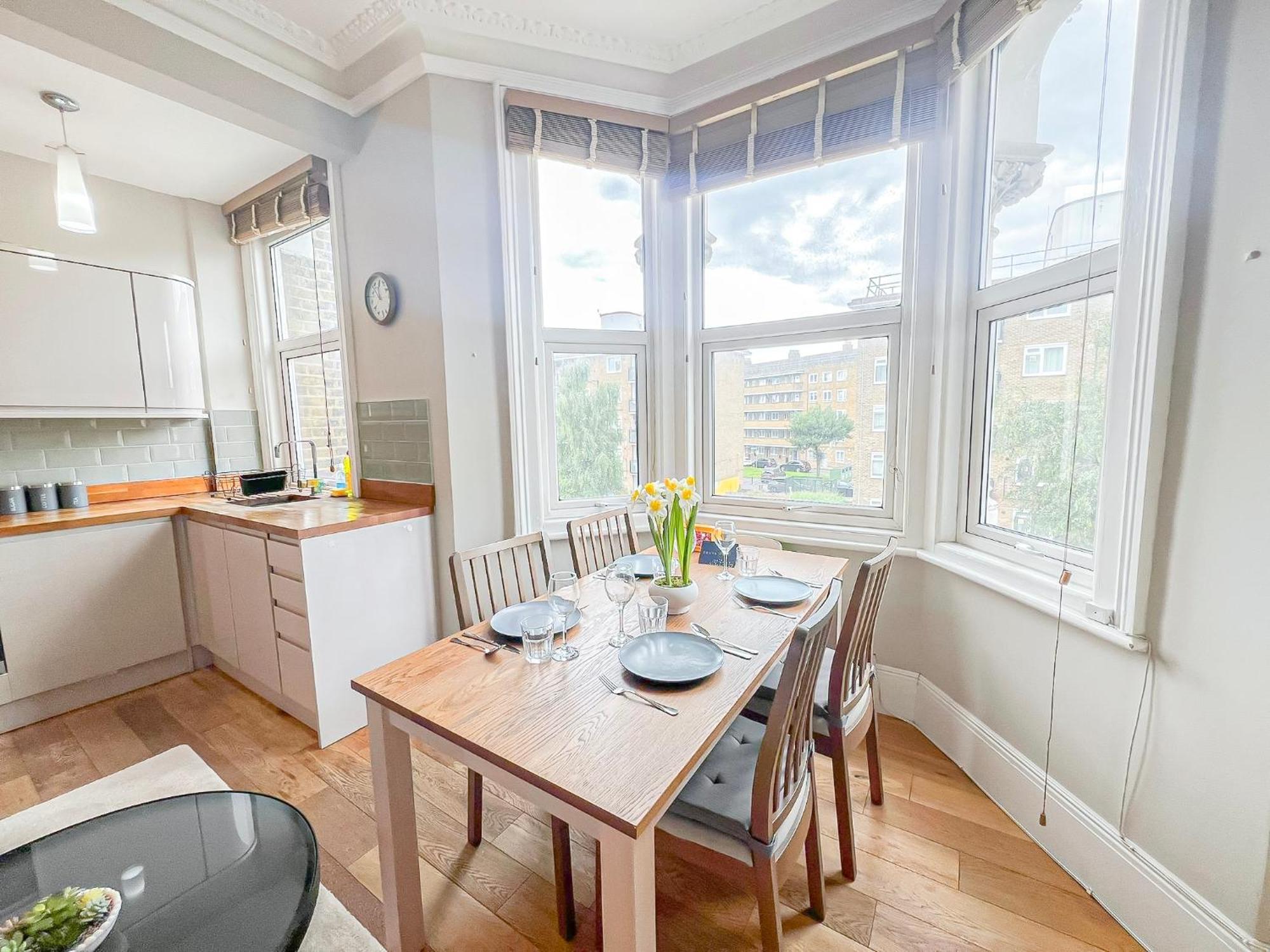 Tranquil 3bdr Haven In Stockwell Near The Oval * London