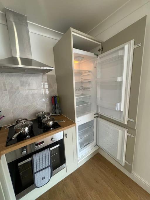 Apartamento 2 Bedroom, Parking, Hounslow St
