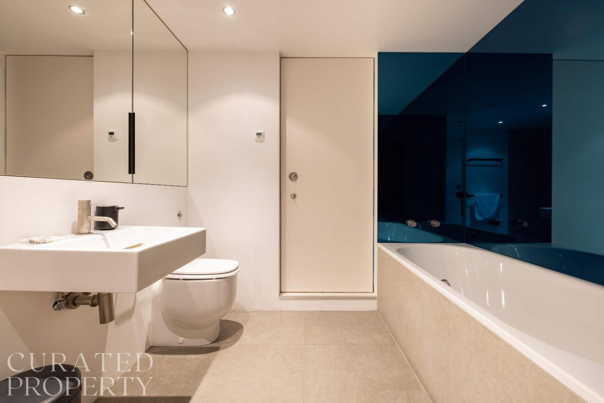 Spacious & Bright Loft - Shoreditch *