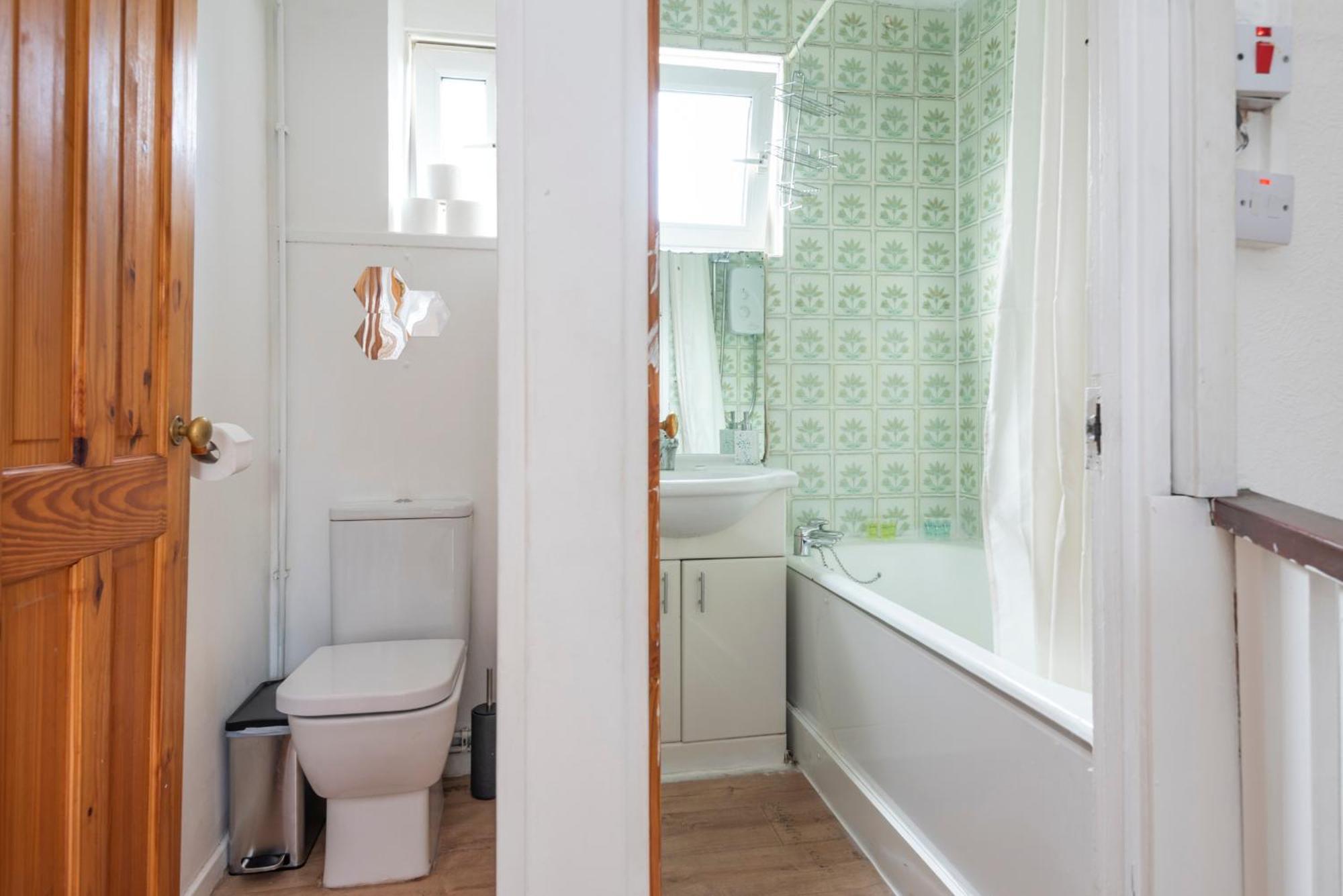 Appartement Entire 3 Bedroom Luxury In With Private Balcony