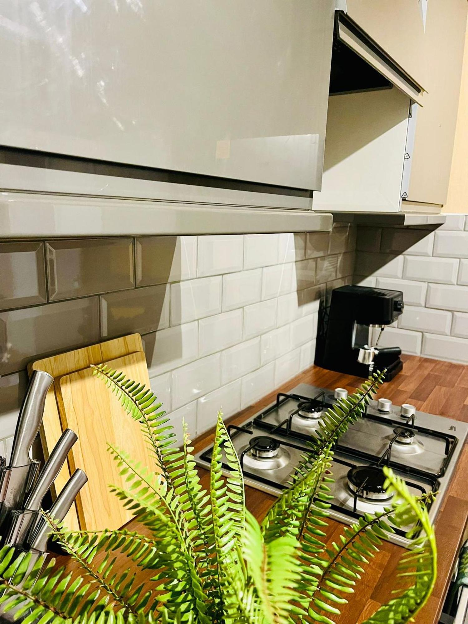 2bd Canarywharf Mile End Private Balcony Free Parking Apartamento