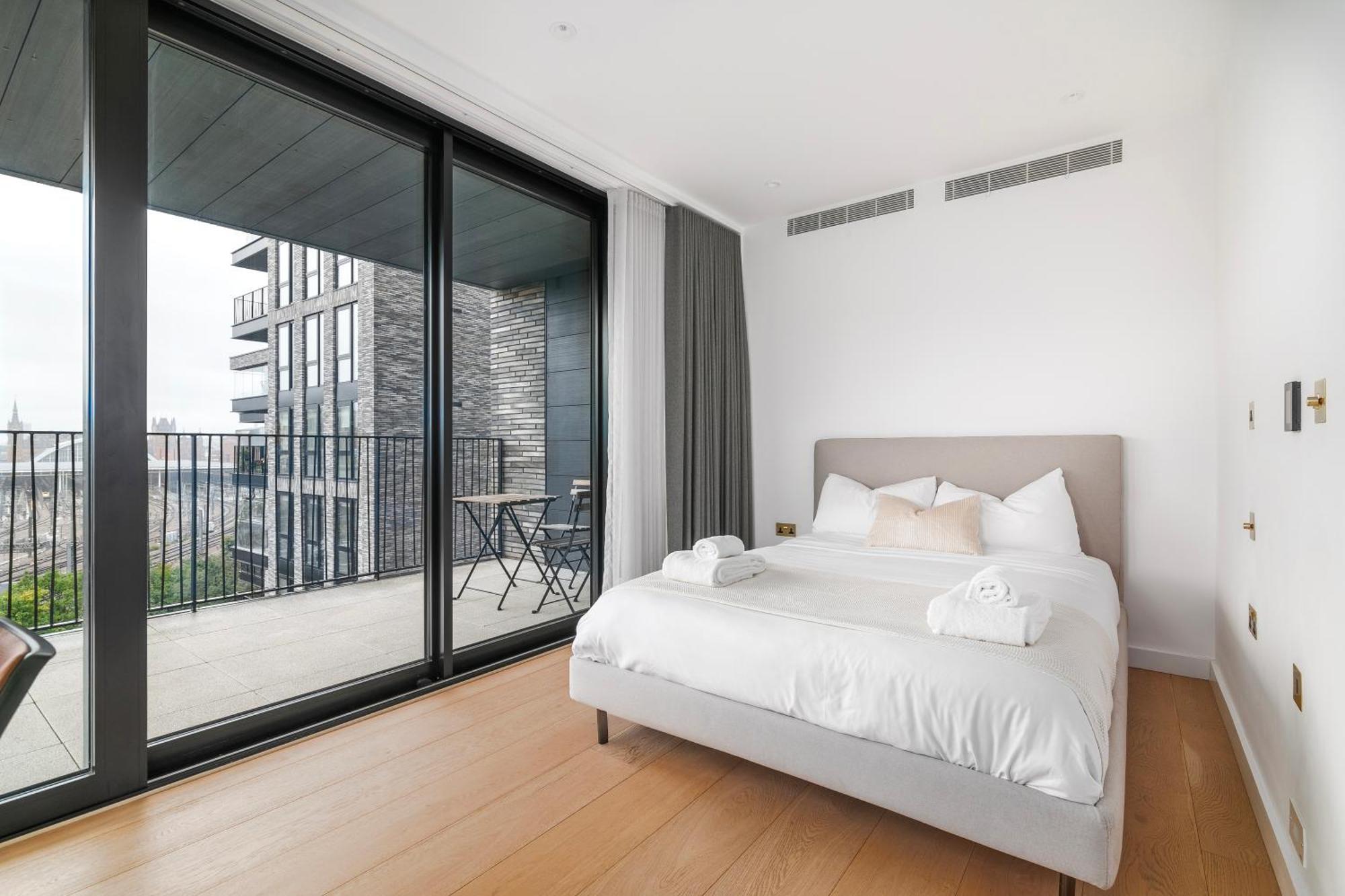 Apartment Kings Cross - Luxury 3 Bed Apartment, Private Balcony London