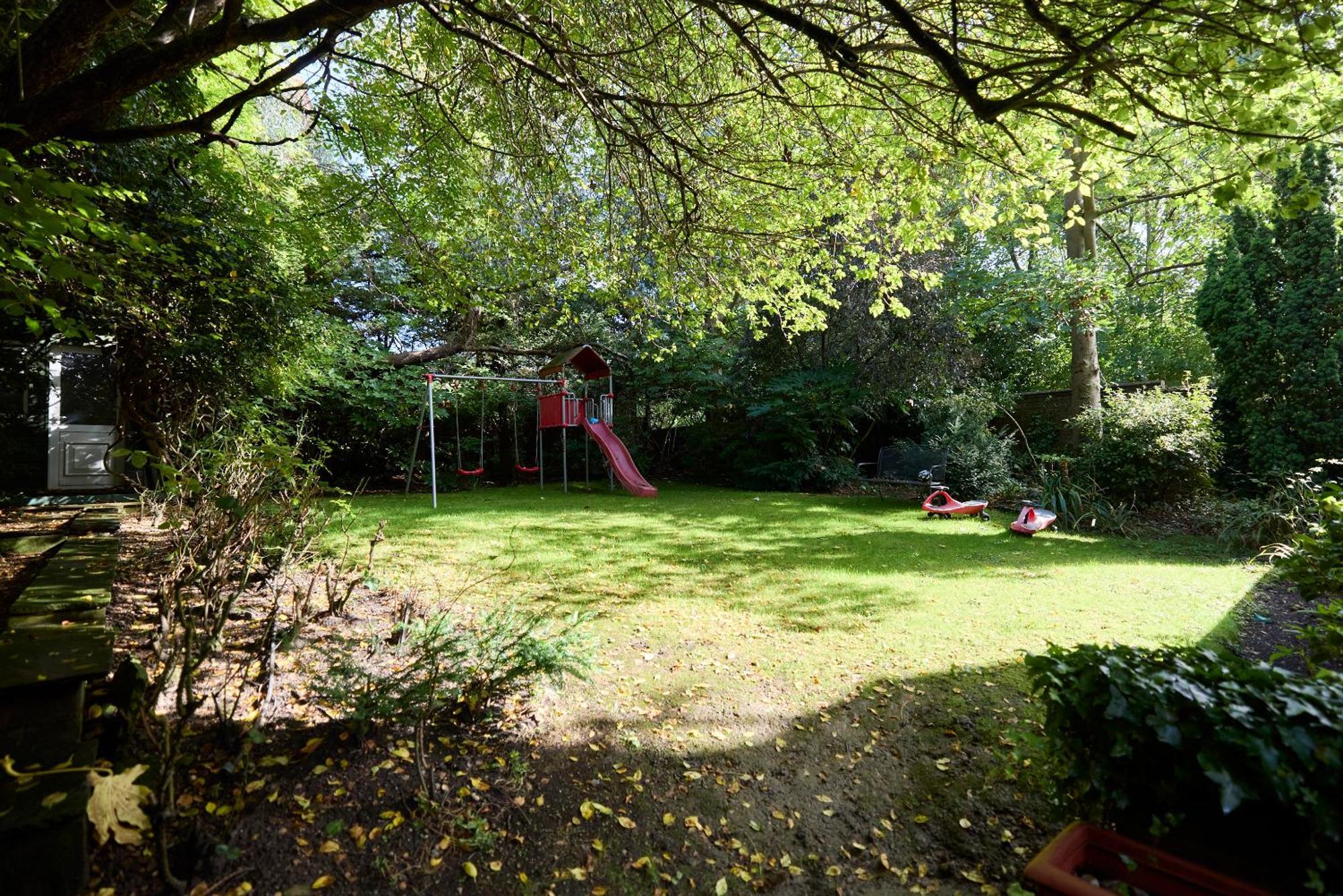 The Primrose Hill Place - Charming 4bdr Flat With Communal Garden Apartamento