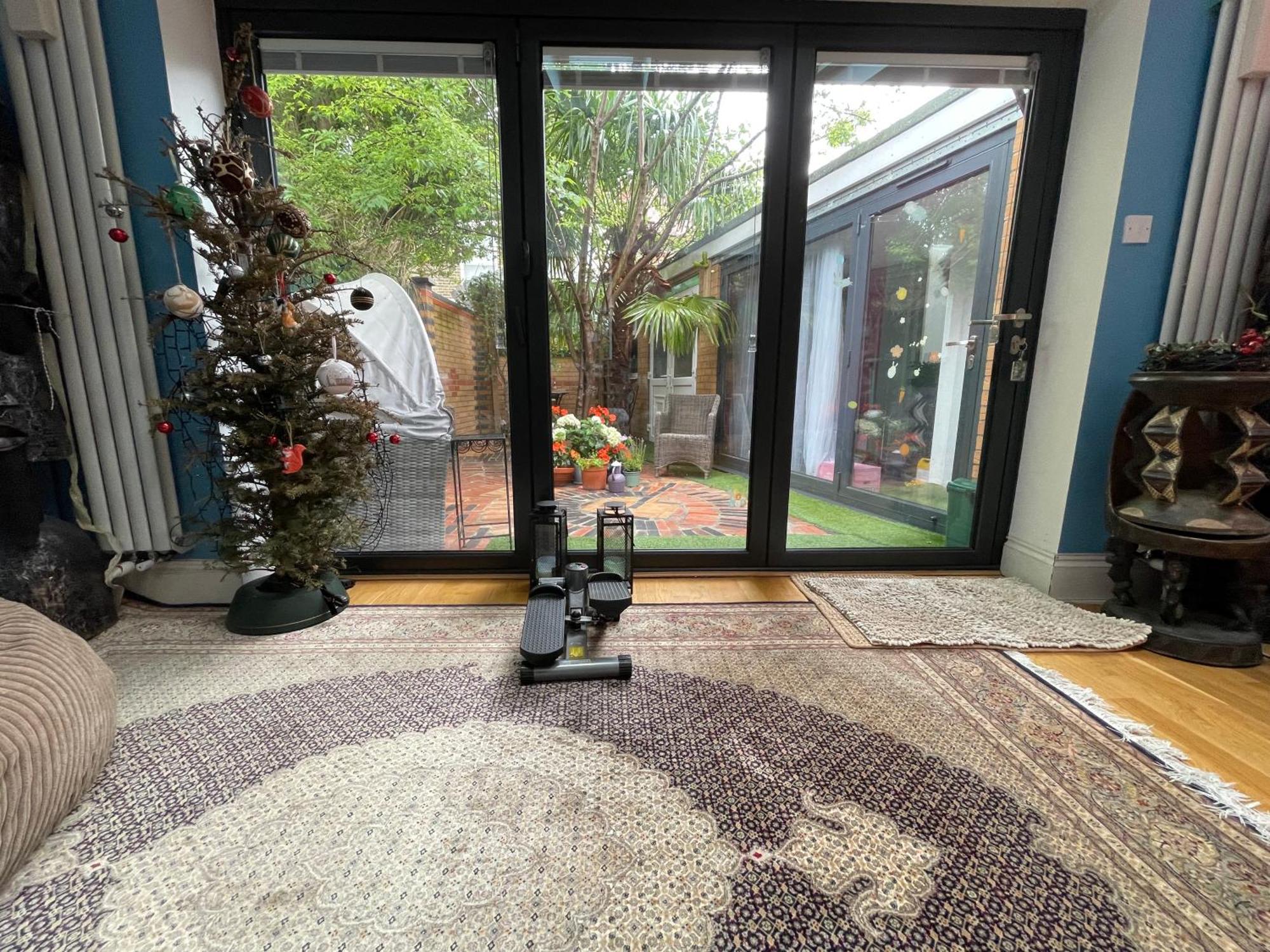 Luxury 4 Bedroom House With 4 Bathrooms - Elizabeth Line & Acton Stations At Walking Distance * London