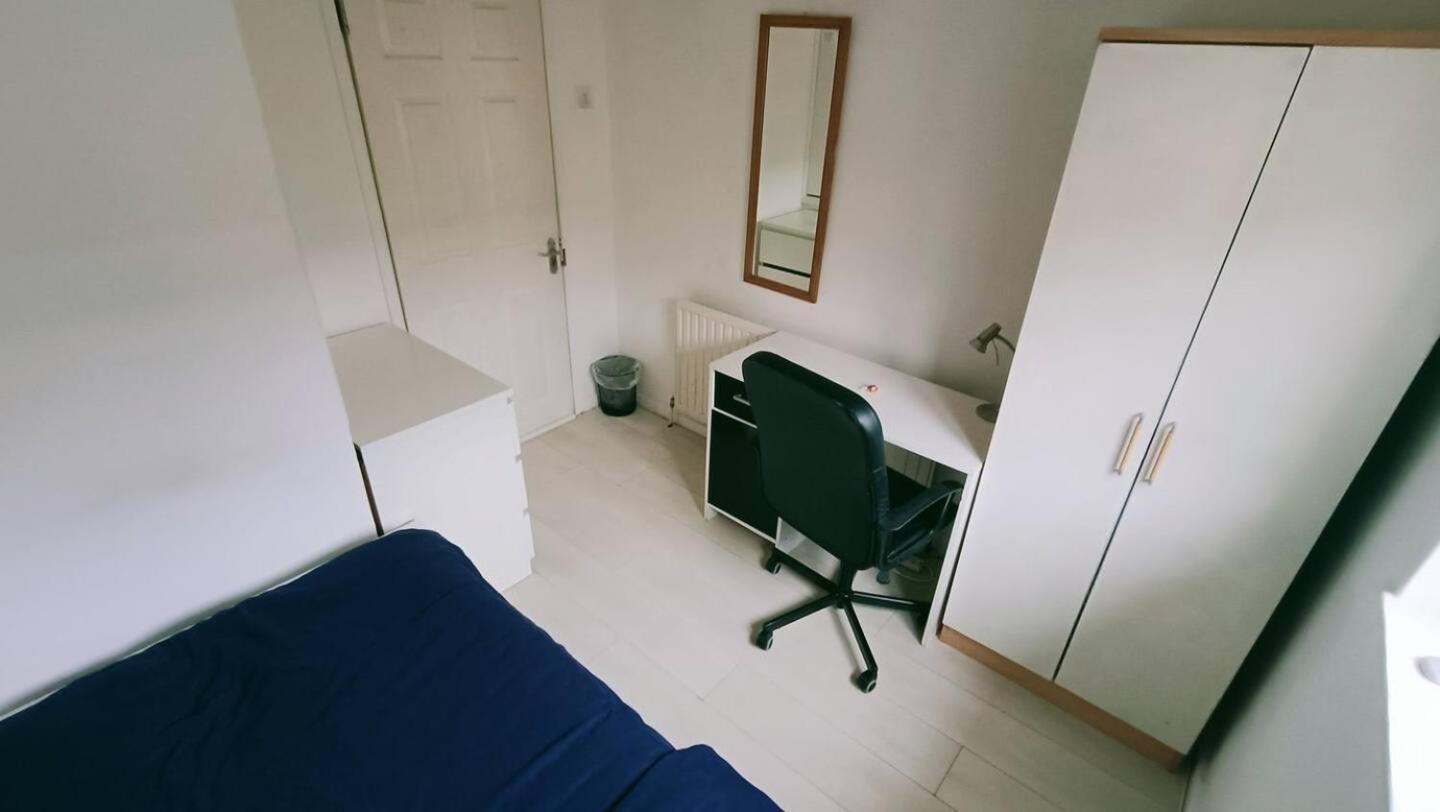 Guest house In Stepney-limehouse