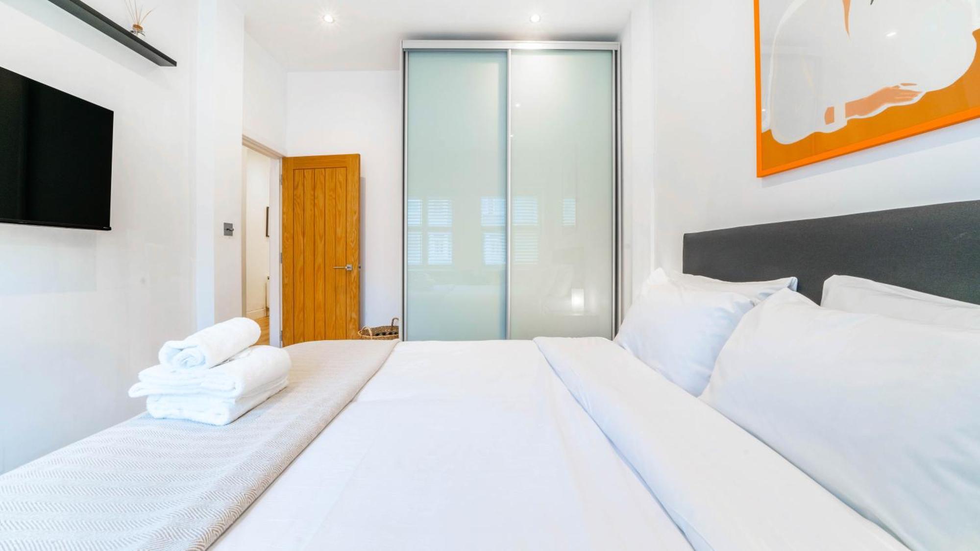 Apartment Immaculate With Garden-30 Mins To