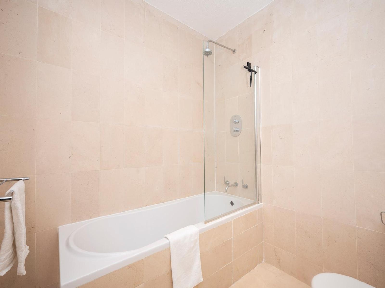 Gated Riverside Se16 With Parking Pass The Keys Apartamento