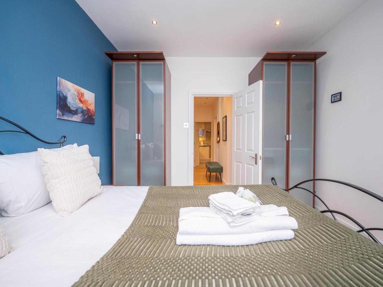 Apartamento Gated Riverside Se16 With Parking Pass The Keys