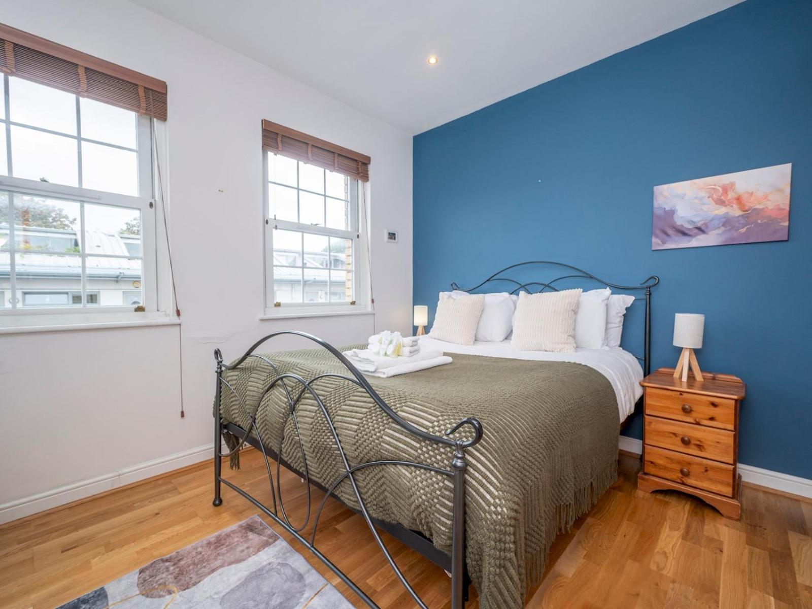 Apartamento Gated Riverside Se16 With Parking Pass The Keys *
