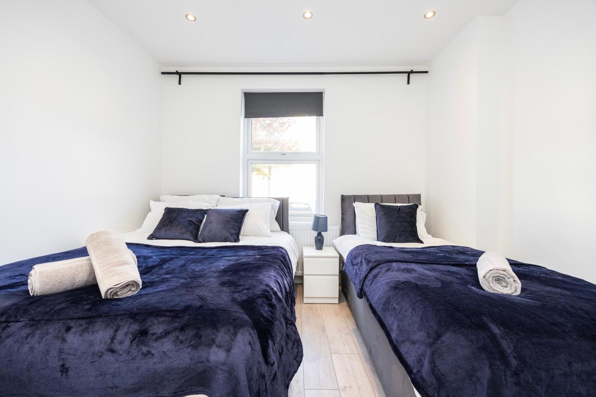 Modern 3 Bedroom With Ensuite London