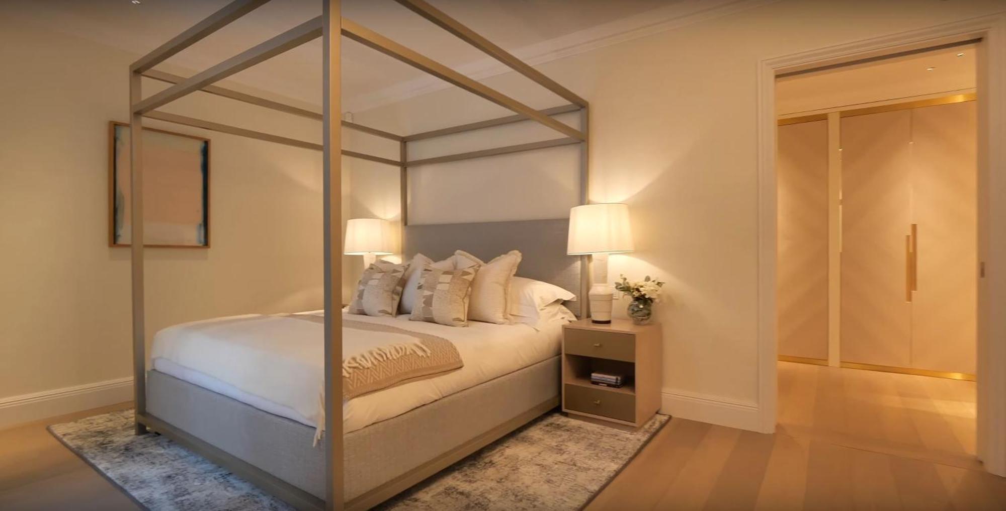 Apartment Flat W1d Central Area 3 Bedrooms